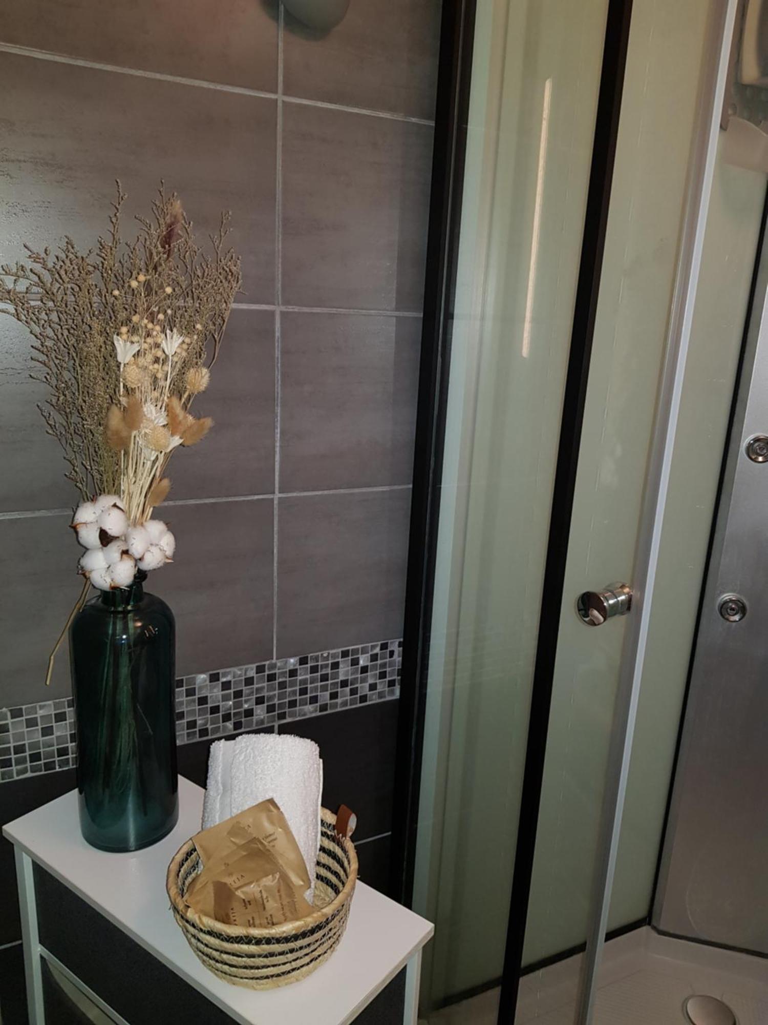 Herm'S Petite Maison Atypique Et Cour Privative - Cabourg Exterior foto